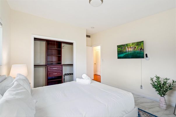 Bedroom, Interior, Marble