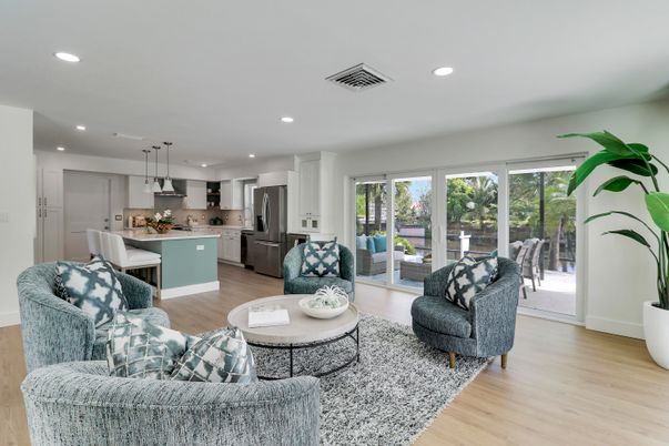 Dining room, Interior, Kitchen, Living room, Pendant Lights, Recessed Lighting, Stainless Steel Appliances, Wood Texture Flooring