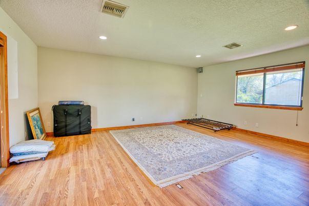 Empty room, Interior, Recessed Lighting, Wood Texture Flooring