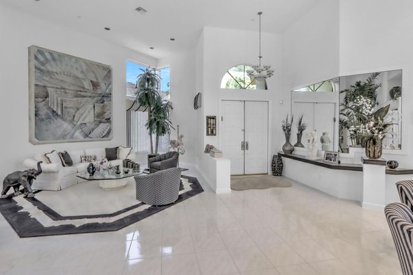 Interior, Living room, Pendant Lights, Recessed Lighting