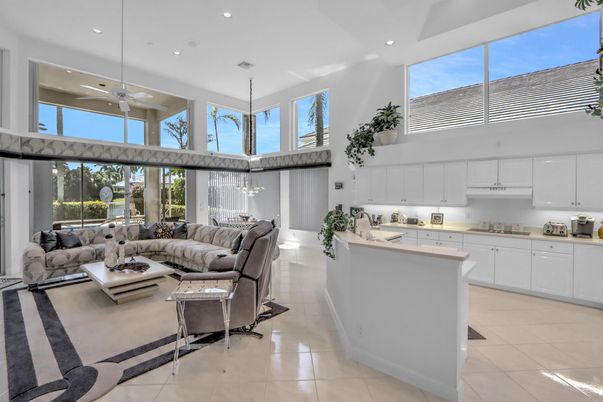 Interior, Kitchen, Living room, Pendant Lights, Recessed Lighting