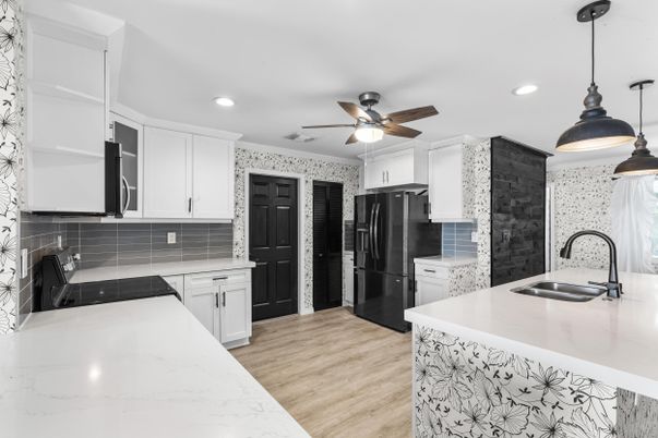 Interior, Kitchen, Pendant Lights, Recessed Lighting, Wood Texture Flooring