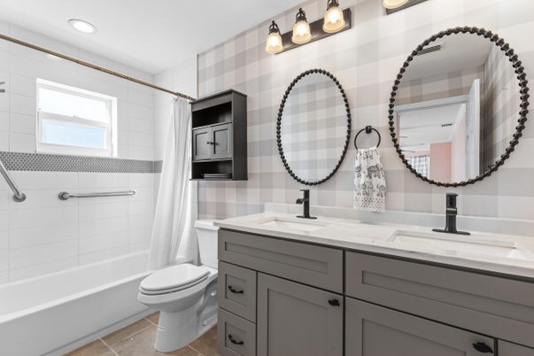 Bathroom, Dual Sink Vanities, Interior, Recessed Lighting