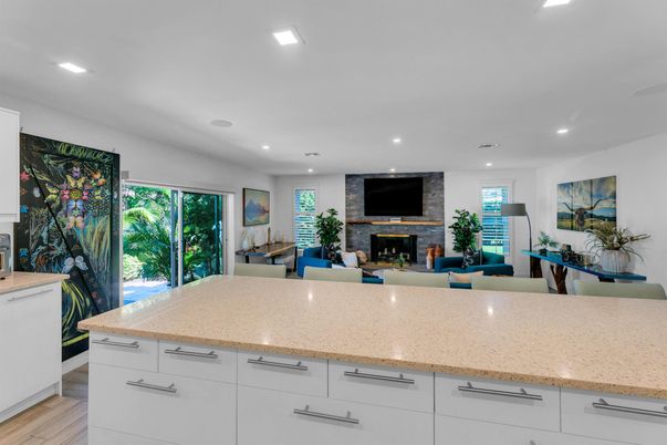Fireplace, Interior, Living room, Recessed Lighting