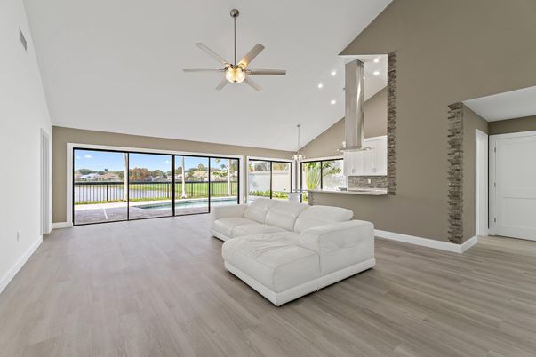 Interior, Pendant Lights, Recessed Lighting, Wood Texture Flooring
