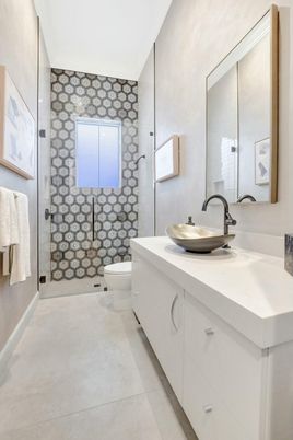 Bathroom, Dual Sink Vanities, Interior