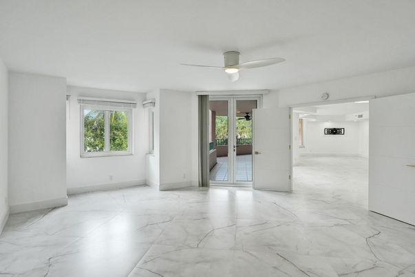 Empty room, Interior, Marble