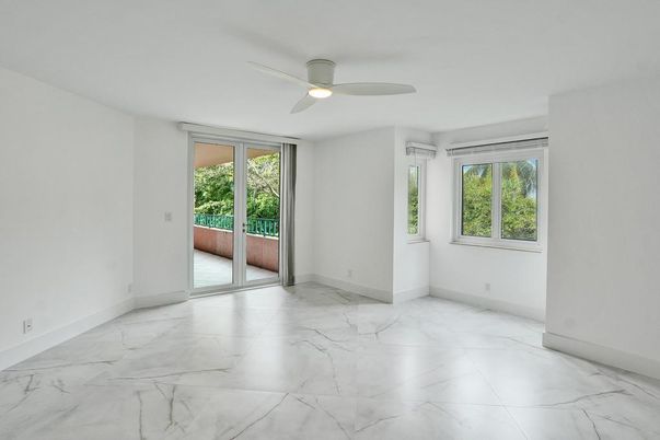 Empty room, Interior, Marble