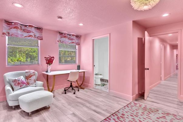 Home Office, Interior, Recessed Lighting, Wood Texture Flooring