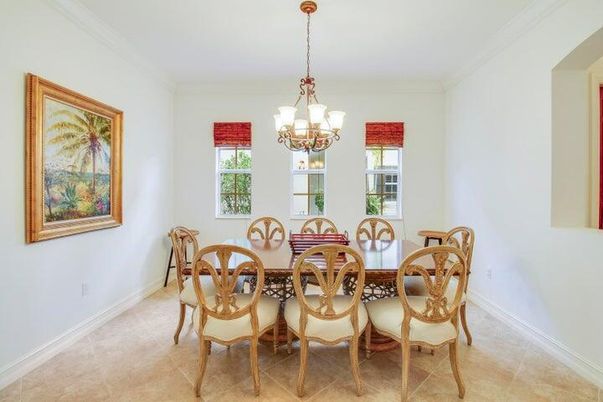 Chandelier, Dining room, Interior