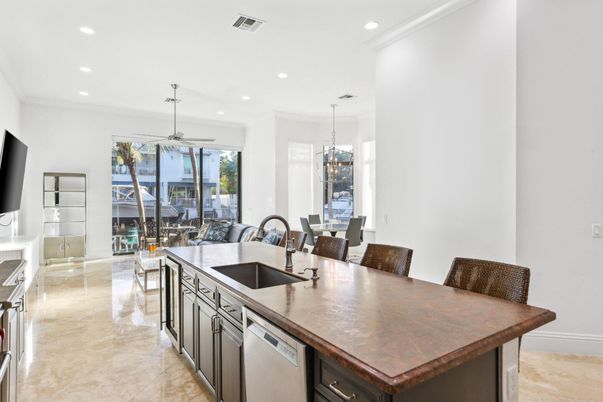 Chandelier, Dining room, Interior, Kitchen, Pendant Lights, Recessed Lighting
