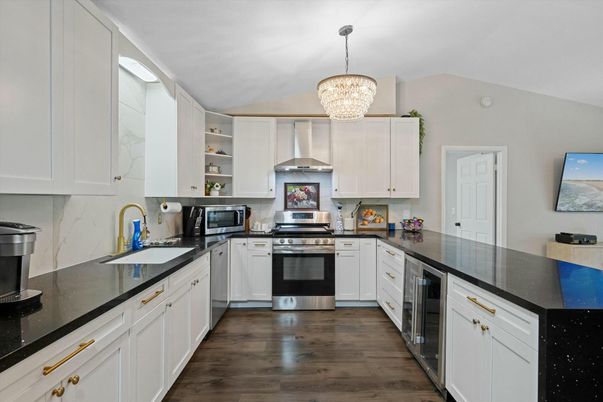 Chandelier, Interior, Kitchen, Stainless Steel Appliances, Wood Texture Flooring