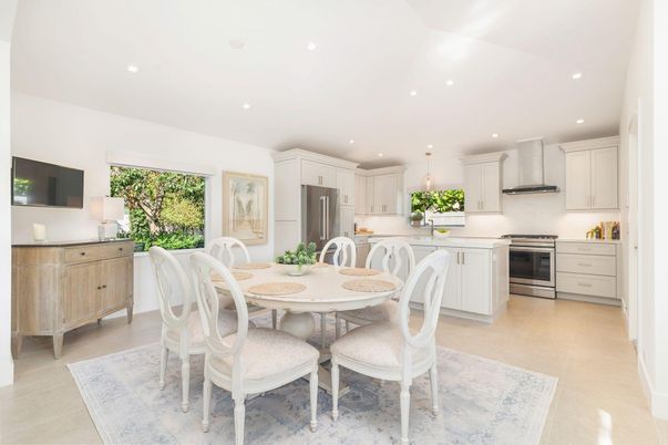 Dining room, Interior, Kitchen, Recessed Lighting, Stainless Steel Appliances