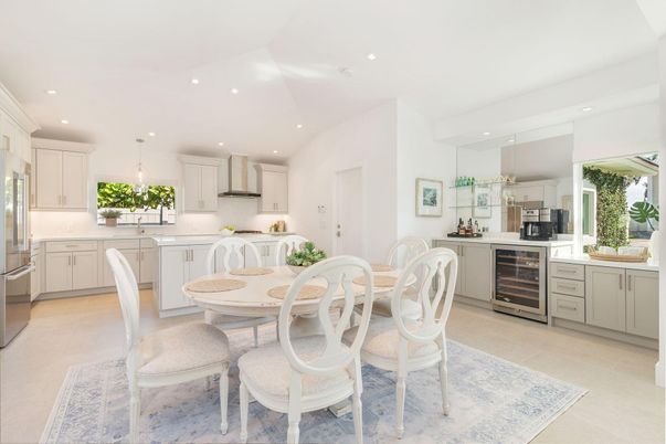 Dining room, Interior, Kitchen, Pendant Lights, Recessed Lighting, Stainless Steel Appliances