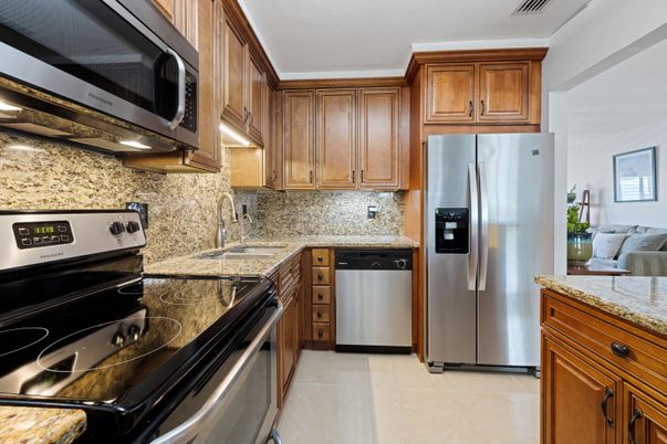 Interior, Kitchen, Stainless Steel Appliances