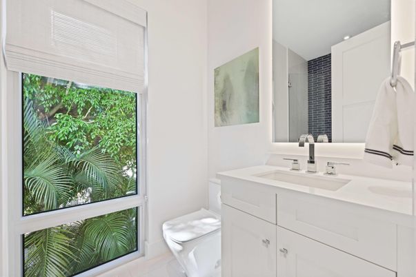 Bathroom, Dual Sink Vanities, Interior