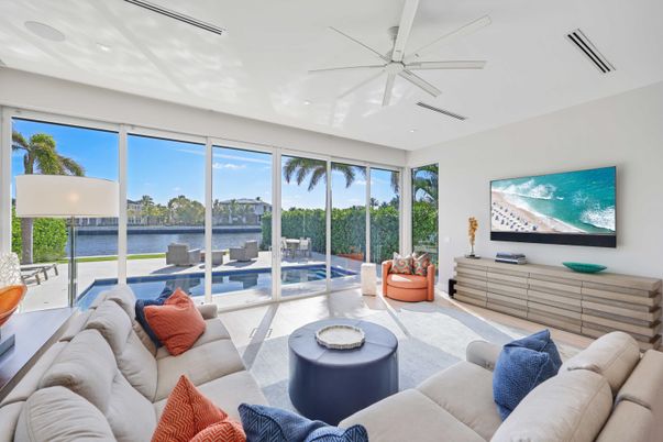 Interior, Living room, Sun Room, Water