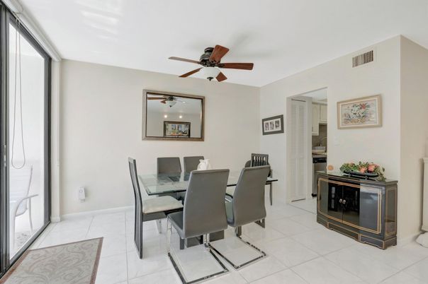 Dining room, Interior