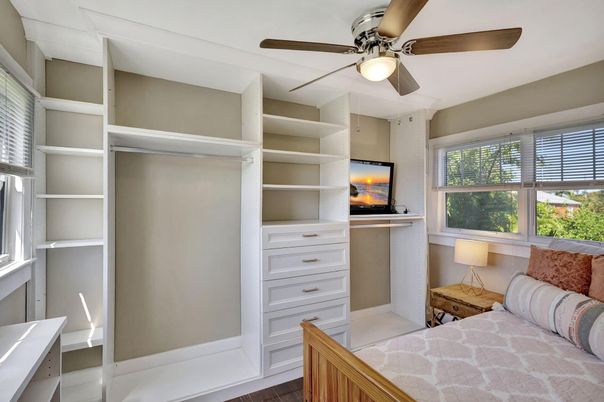 Interior, Walk-in Closets