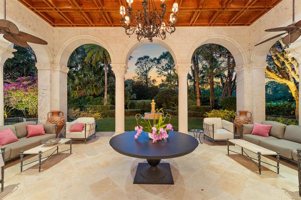 Chandelier, Interior, Living room, Wooden Beams, Wooden Ceilings