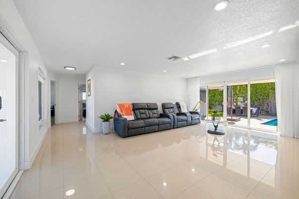 Interior, Recessed Lighting