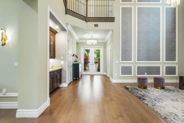 Interior, Recessed Lighting, Wood Texture Flooring