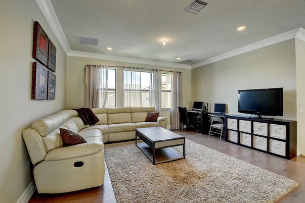 Interior, Living room, Recessed Lighting, Wood Texture Flooring