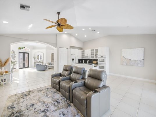 Interior, Kitchen, Living room, Recessed Lighting, Stainless Steel Appliances
