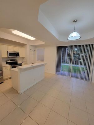 Interior, Kitchen, Pendant Lights, Stainless Steel Appliances