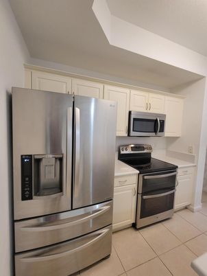 Interior, Kitchen, Stainless Steel Appliances