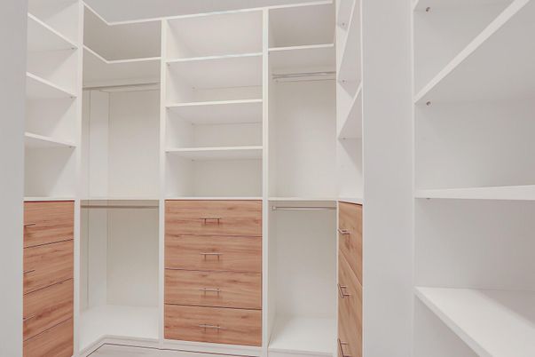Interior, Walk-in Closets