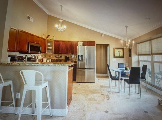 Chandelier, Dining room, Interior, Kitchen, Pendant Lights