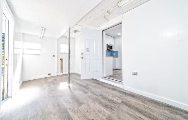 Empty room, Interior, Kitchen, Wood Texture Flooring