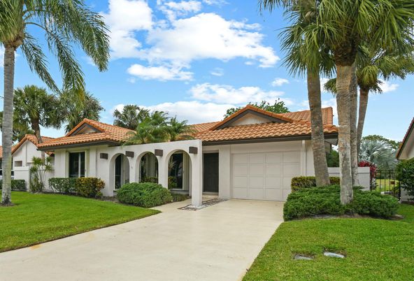 Attached, Exterior, Facade, Spanish Mediterranean