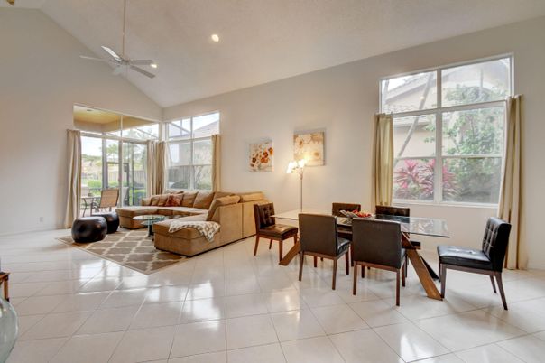 Dining room, Interior, Living room, Recessed Lighting