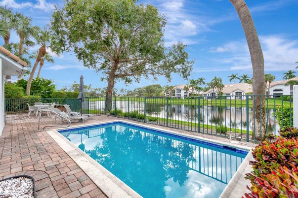Exterior, Pool, Water