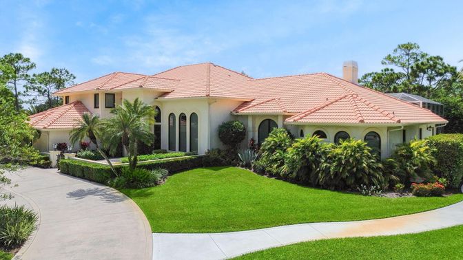 Backyard, Exterior, Facade, Spanish Mediterranean