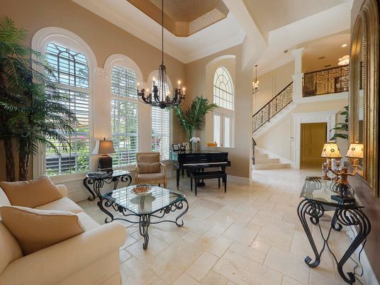 Chandelier, Interior, Living room, Pendant Lights
