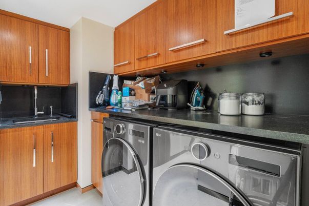 Interior, Washer
