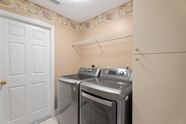 Interior, Washer