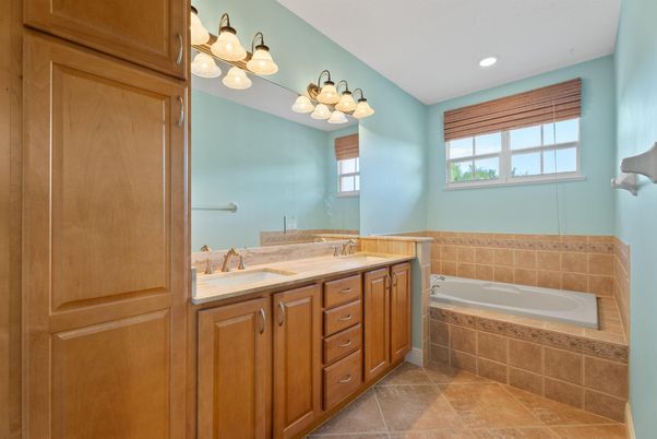Bathroom, Interior, Recessed Lighting