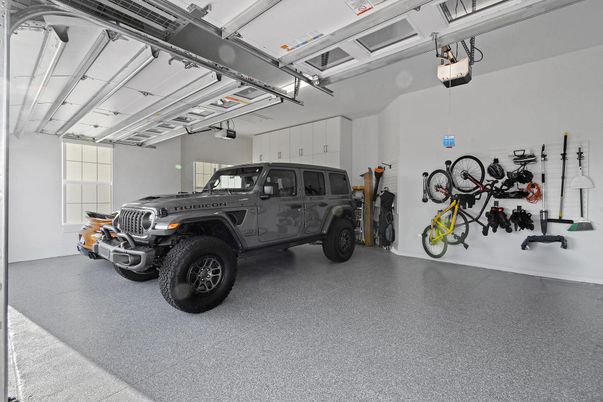 Garage, Interior