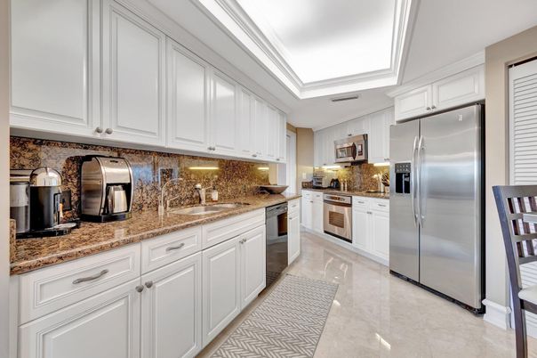 Interior, Kitchen, Stainless Steel Appliances