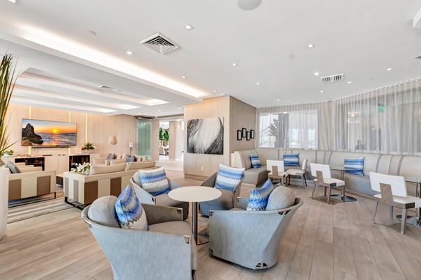 Dining room, Interior, Living room, Recessed Lighting, Wood Texture Flooring