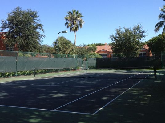 Exterior, Tennis Courts