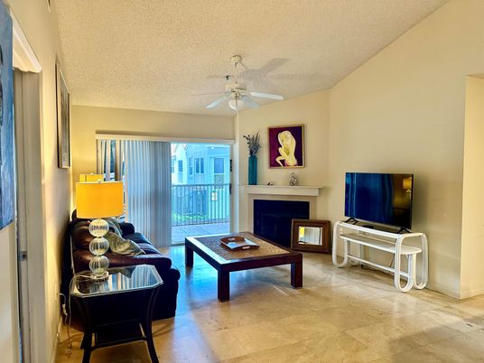 Fireplace, Interior, Living room