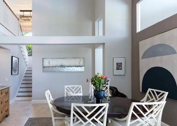 Dining room, Interior