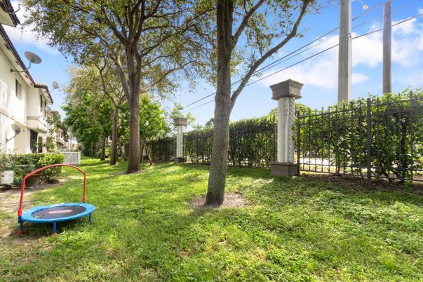 Backyard, Exterior, Playground