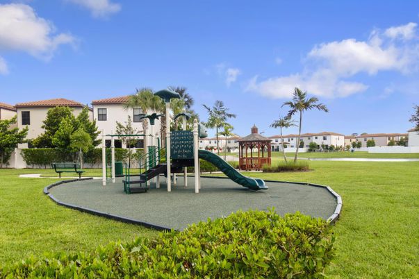 Backyard, Exterior, Playground