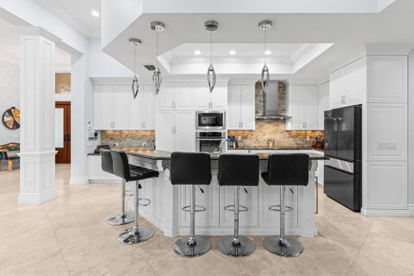 Interior, Kitchen, Pendant Lights, Recessed Lighting, Stainless Steel Appliances